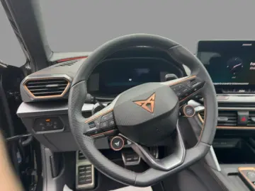 CUPRA Formentor VZ 4DRIVE 2.0 TSI DSG APP PANO NAVI SH