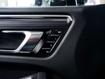 PORSCHE Macan PDK - Ruby Stone -360  - SportChrono - VAT