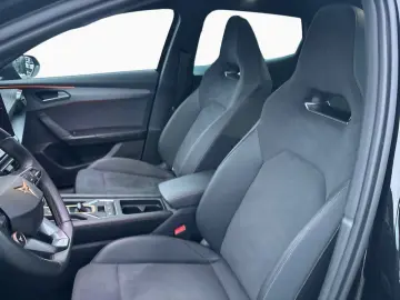 CUPRA Formentor 2.0 TSI 4Drive VZ Pano CarPlay LED