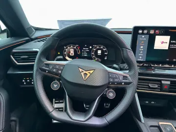 CUPRA Formentor 2.0 TSI 4Drive VZ Pano CarPlay LED