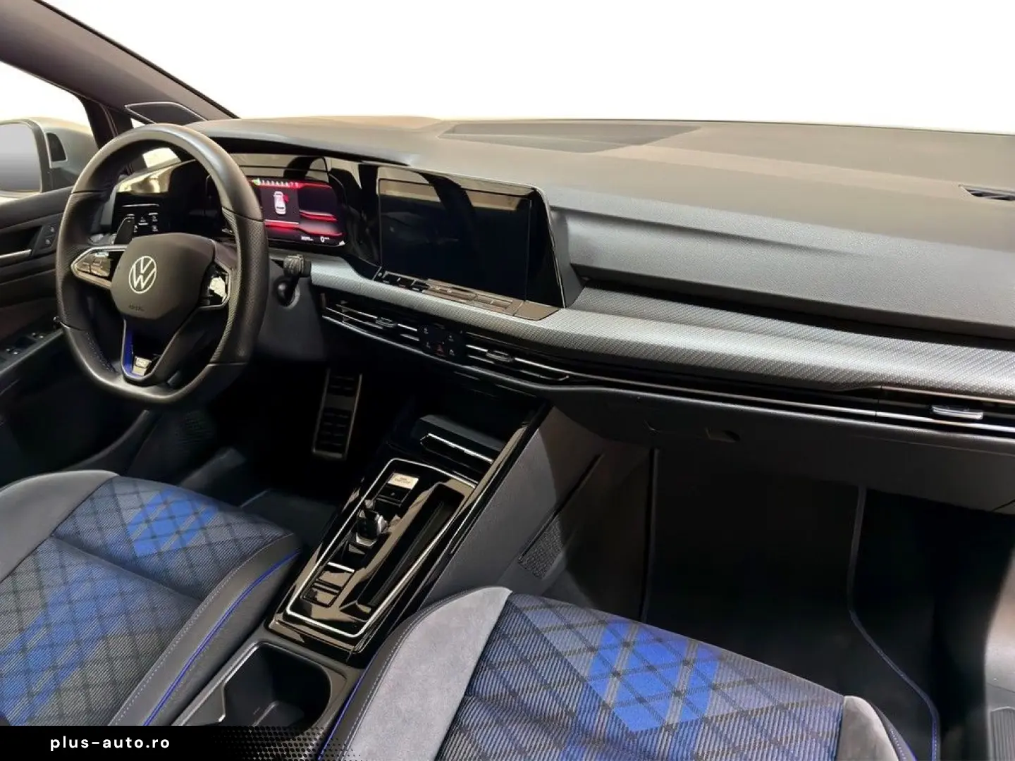 VW Golf VIII 2.0 TSI DSG 4Motion R DCC PANO HUD HAR