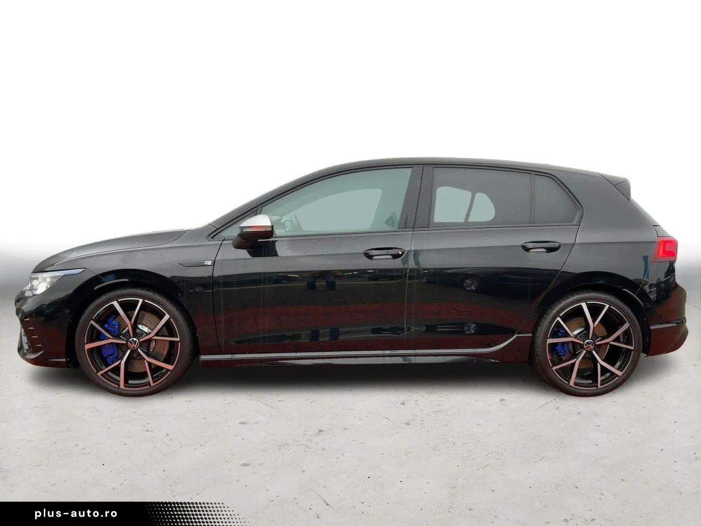 VW Golf VIII R 4M 2.0 TSI DSG MATRIX PANO NAVI DCC