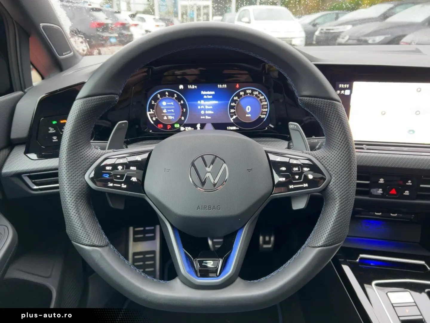 VW Golf VIII R 4M 2.0 TSI DSG MATRIX PANO NAVI DCC