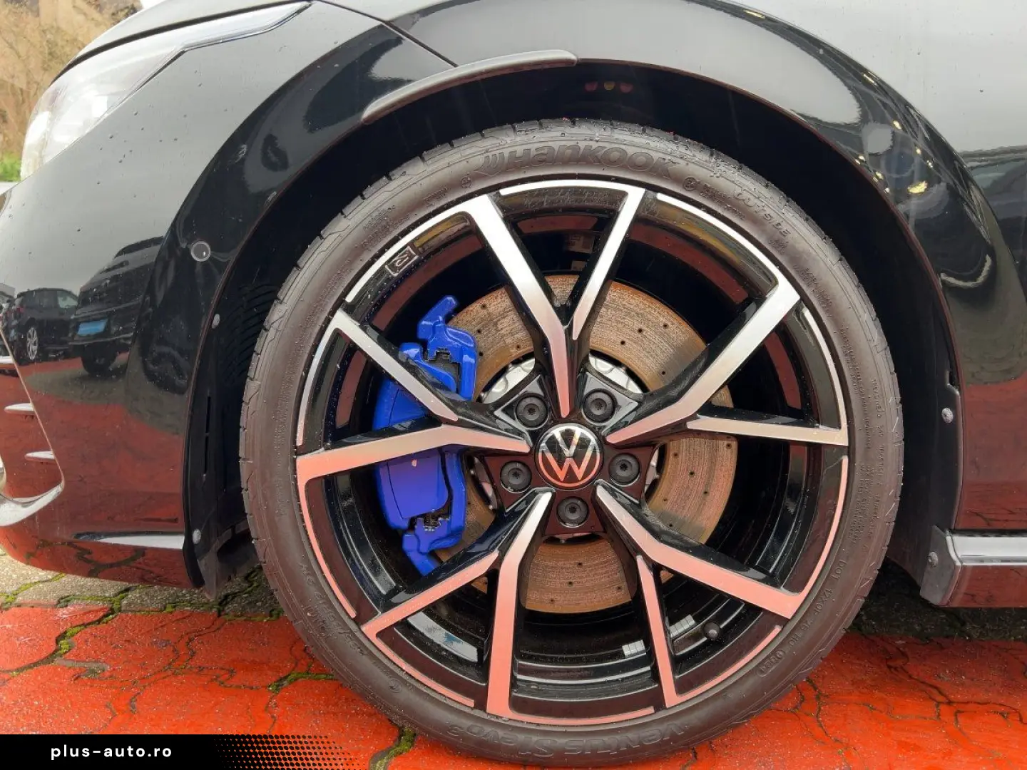 VW Golf VIII R 4M 2.0 TSI DSG MATRIX PANO NAVI DCC