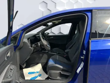 VW Golf R VIII 2.0 TSI 4Motion DSG 235kW LED HuD Ap