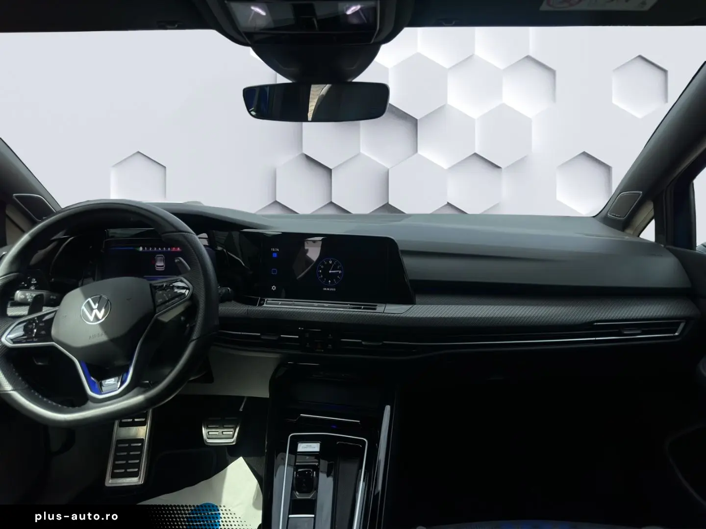 VW Golf R VIII 2.0 TSI 4Motion DSG 235kW LED HuD Ap