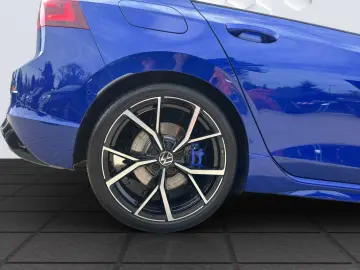 VW Golf R VIII 2.0 TSI 4Motion DSG 235kW LED HuD Ap