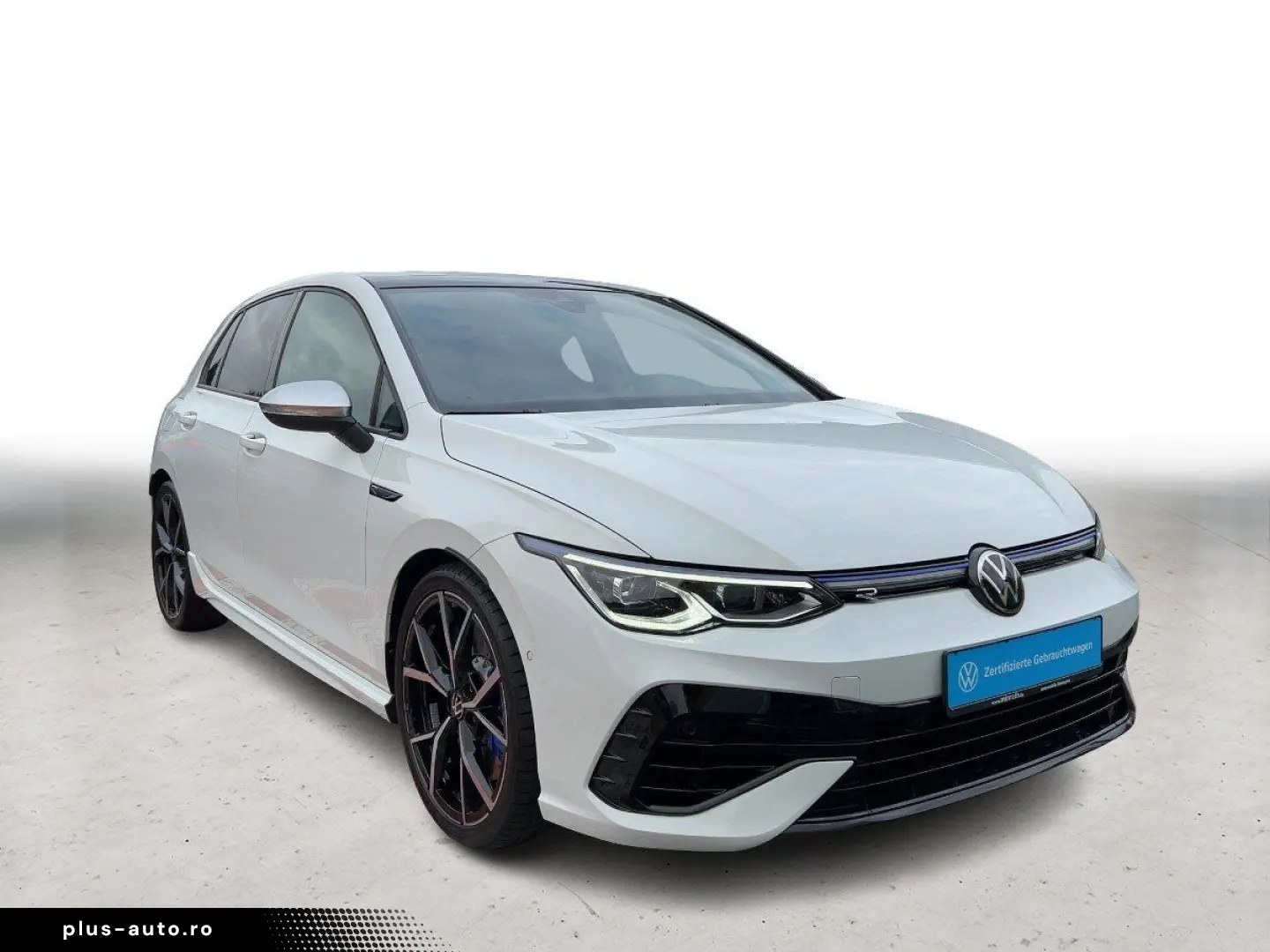 VW Golf VIII R 4M 2.0 TSI DSG MATRIX PANO NAVI DCC