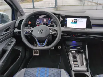 VW Golf VIII R 4M Navi LED Pano Head-UP! Harman Kar