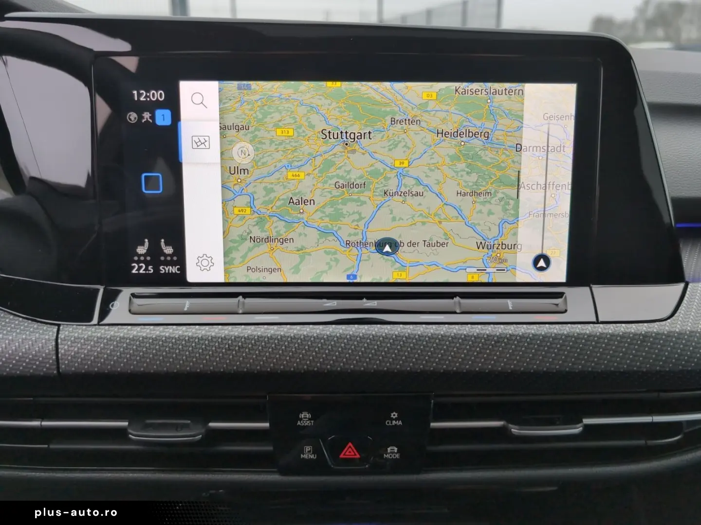 VW Golf VIII R 4M Navi LED Pano Head-UP! Harman Kar