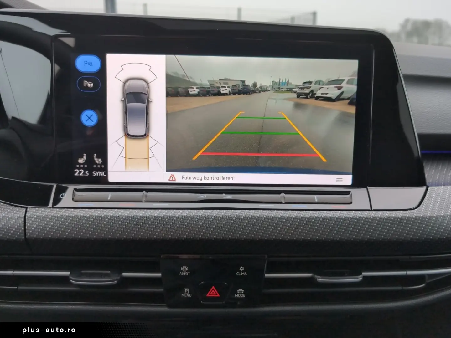 VW Golf VIII R 4M Navi LED Pano Head-UP! Harman Kar