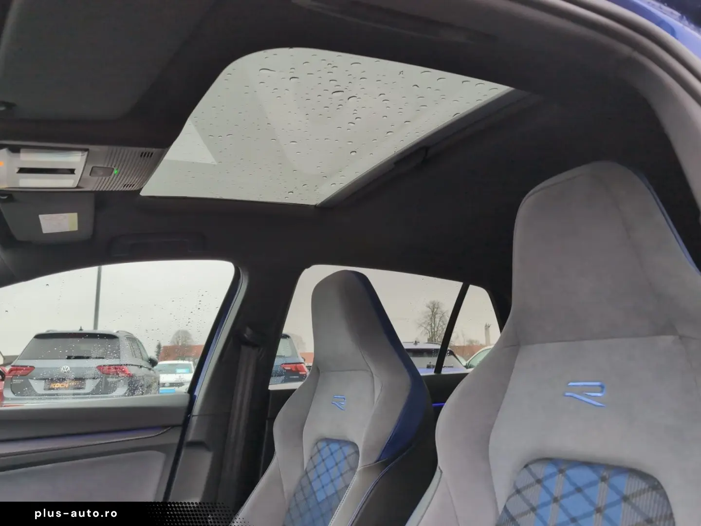 VW Golf VIII R 4M Navi LED Pano Head-UP! Harman Kar