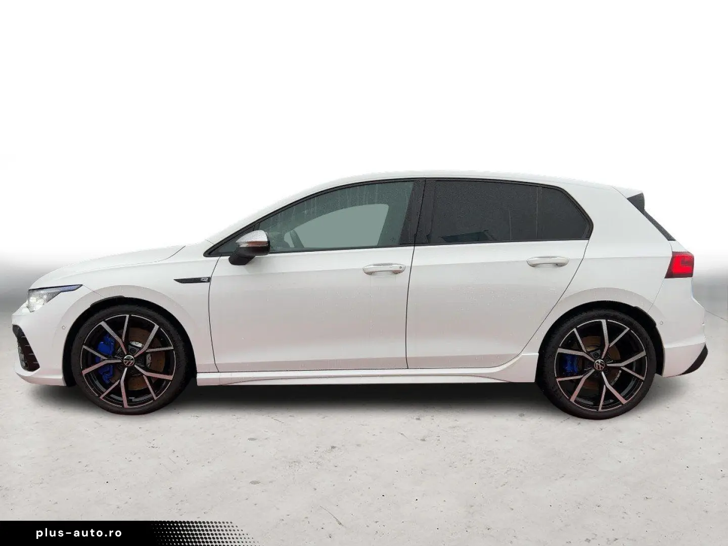 VW Golf VIII R 4M 2.0 TSI DSG MATRIX PANO NAVI DCC