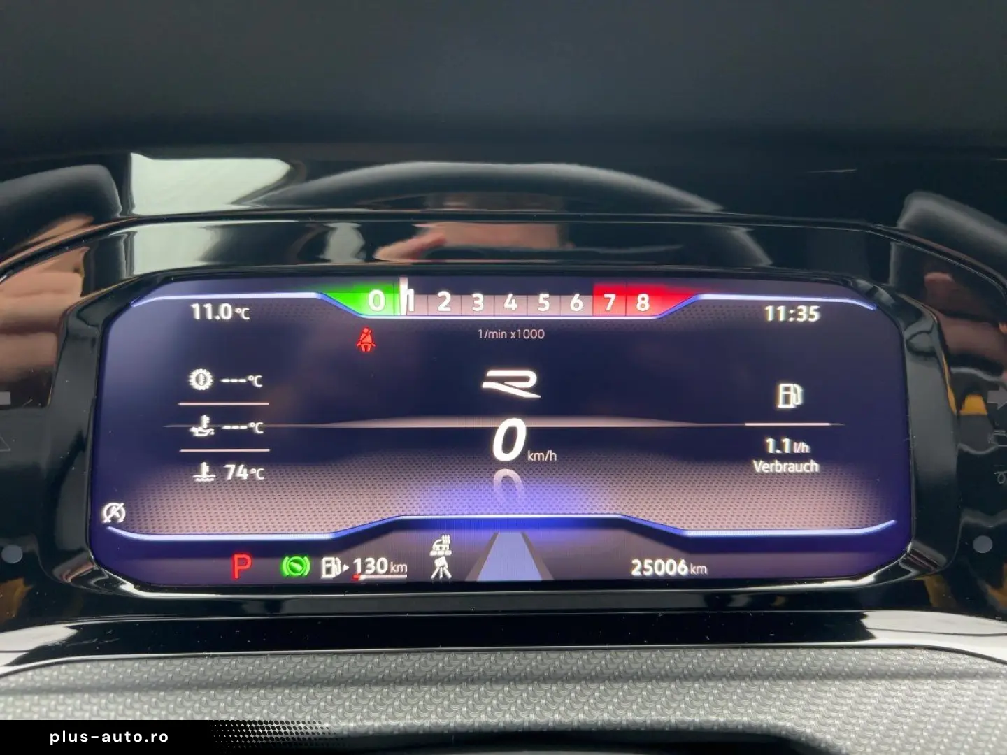 VW Golf VIII R 4M 2.0 TSI DSG MATRIX PANO NAVI DCC