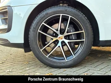 PORSCHE Macan BOSE Panorama Luftfederung Rückfahrkamera
