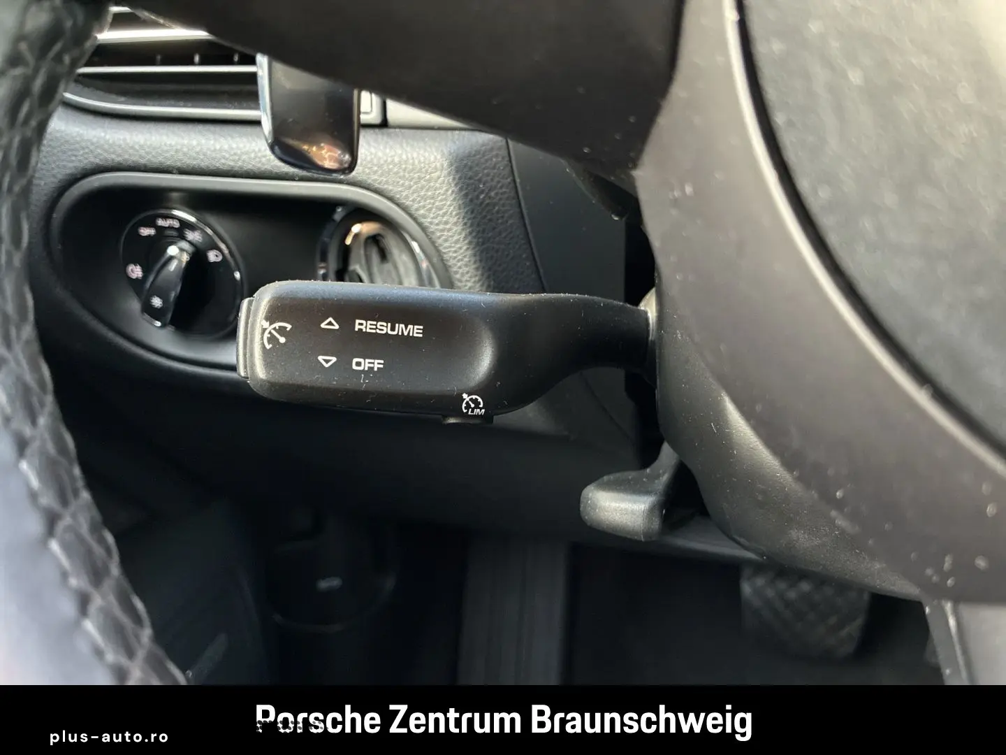 PORSCHE Macan BOSE Panorama Luftfederung Rückfahrkamera