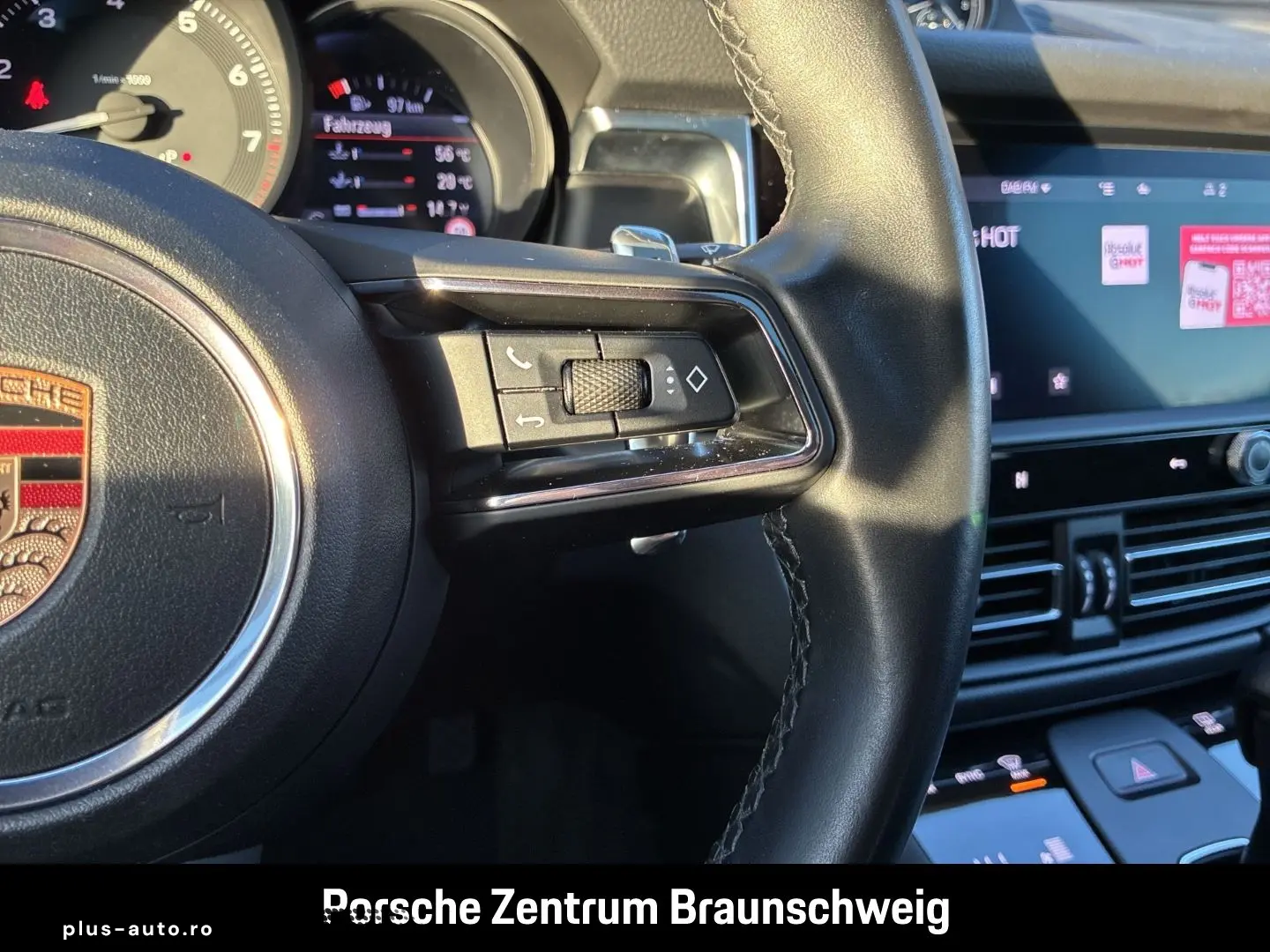 PORSCHE Macan BOSE Panorama Luftfederung Rückfahrkamera