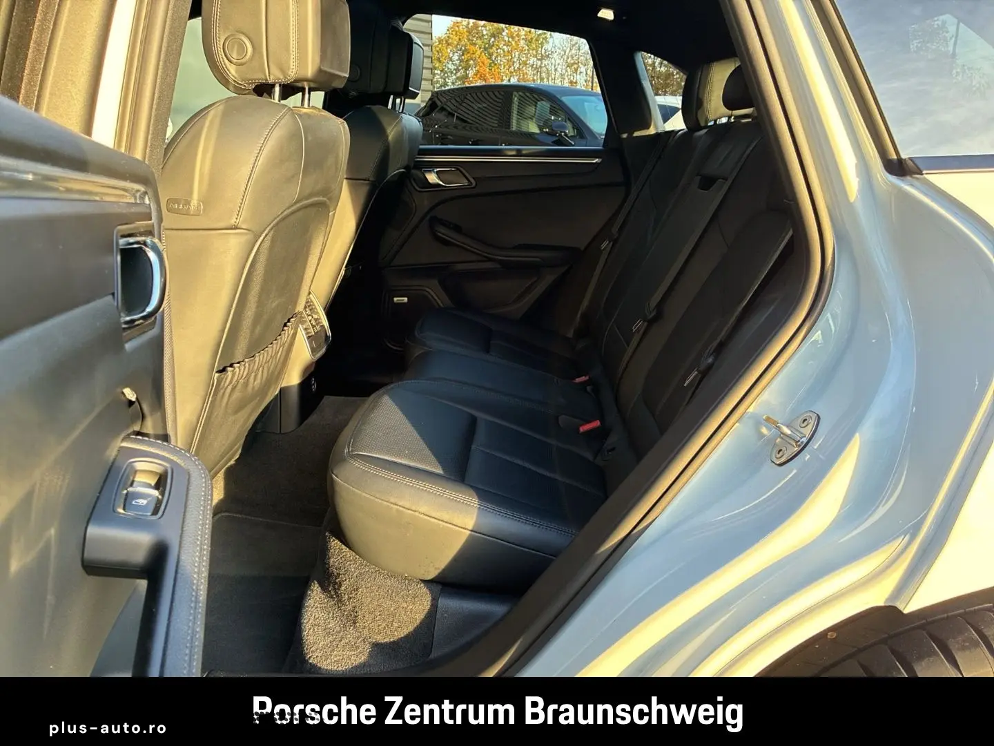 PORSCHE Macan BOSE Panorama Luftfederung Rückfahrkamera