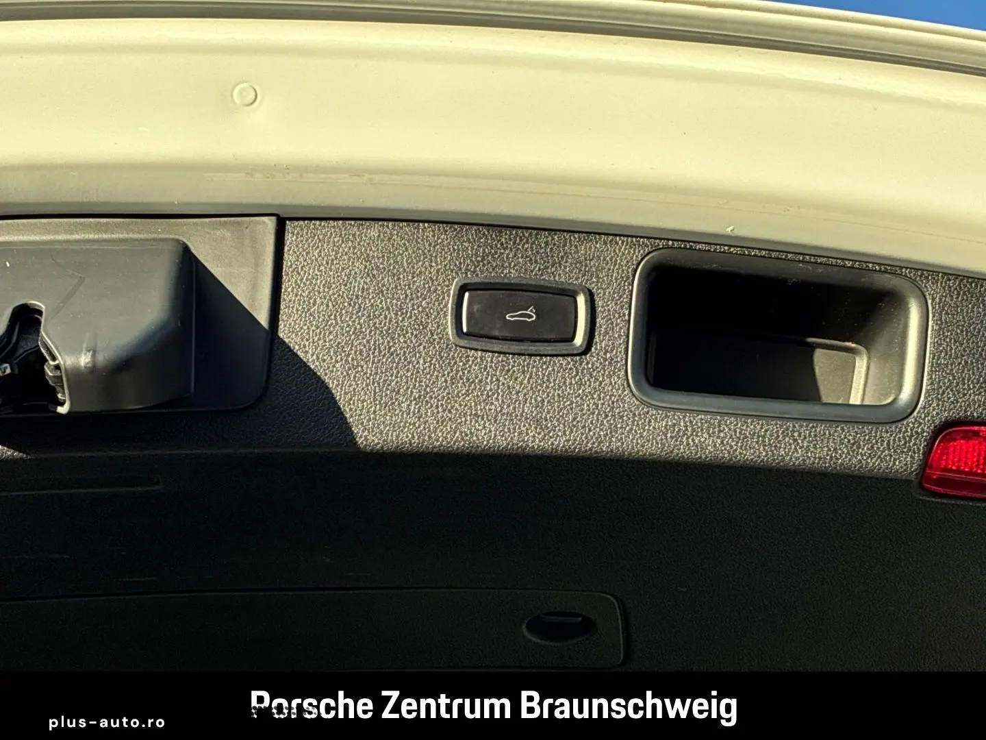 PORSCHE Macan BOSE Panorama Luftfederung Rückfahrkamera