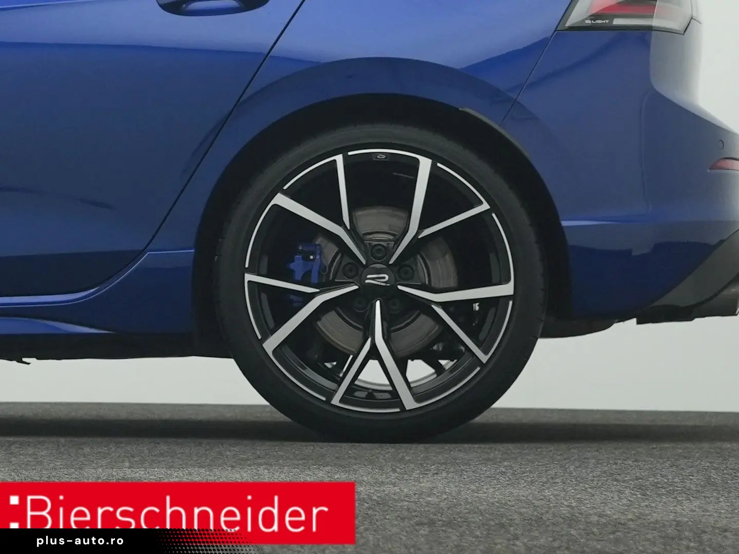 VW Golf R 8 2.0 TSI DSG 4Mo. BLACK-STYLE 5-J-GAR PA