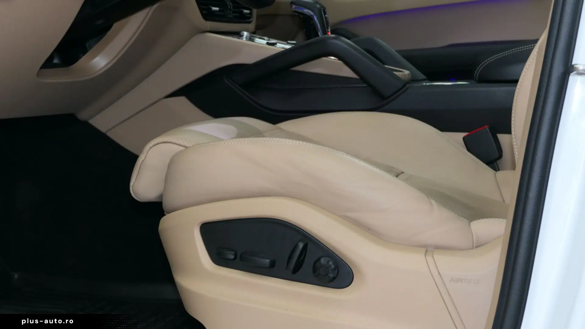 PORSCHE Cayenne Platinum Edition PANO Sport-Design Softc