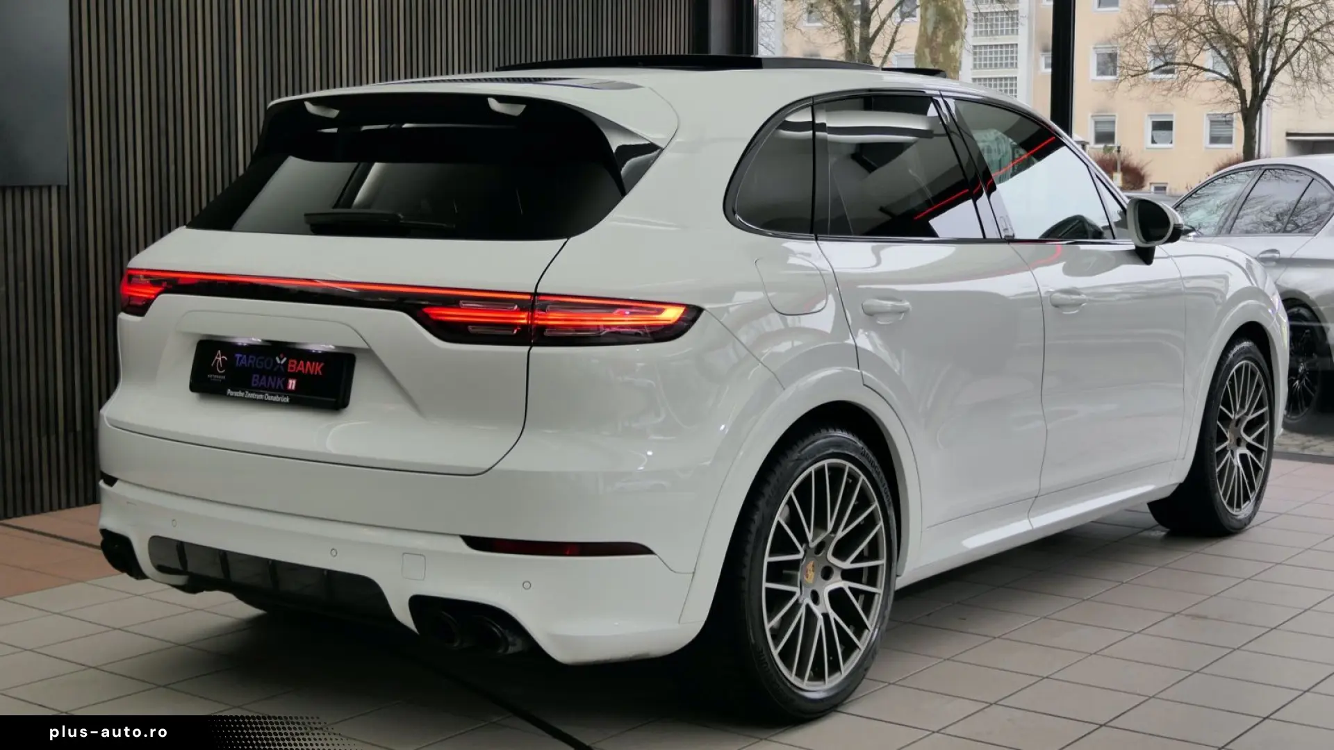 PORSCHE Cayenne Platinum Edition PANO Sport-Design Softc