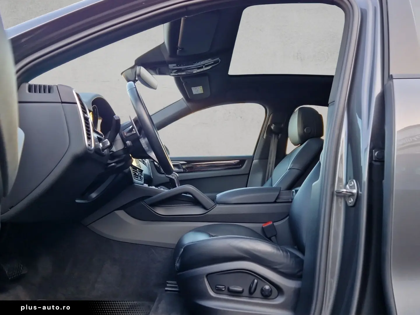 PORSCHE Cayenne Coupé 360 InnoD 4RadLenk. SoftClose Luft