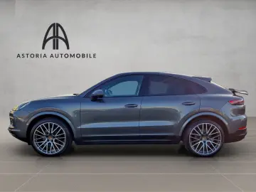 PORSCHE Cayenne Coupé 360 InnoD 4RadLenk. SoftClose Luft