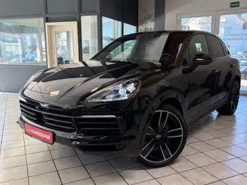 PORSCHE Cayenne Platinum Edition 1.Hand   Porsche Scheck