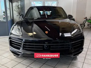 PORSCHE Cayenne Platinum Edition 1.Hand   Porsche Scheck