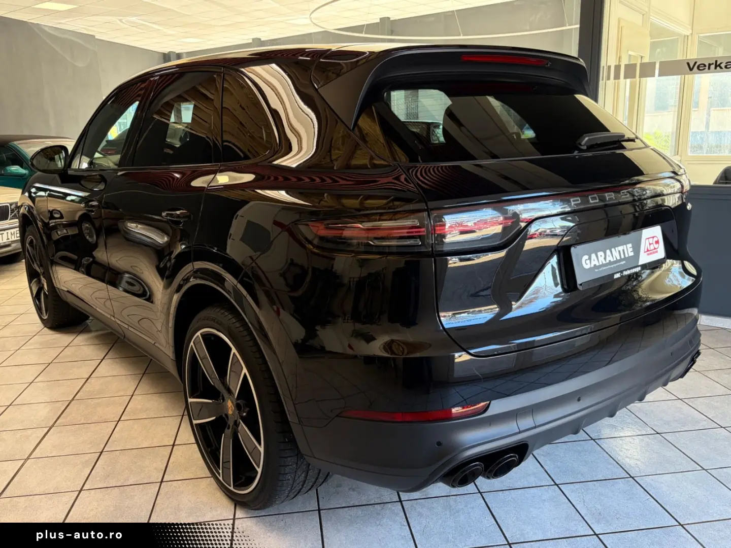 PORSCHE Cayenne Platinum Edition 1.Hand   Porsche Scheck