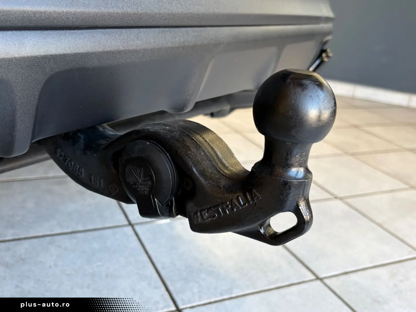 PORSCHE Cayenne Platinum Edition 1.Hand   Porsche Scheck