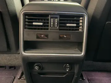 PORSCHE Cayenne Platinum Edition 1.Hand   Porsche Scheck