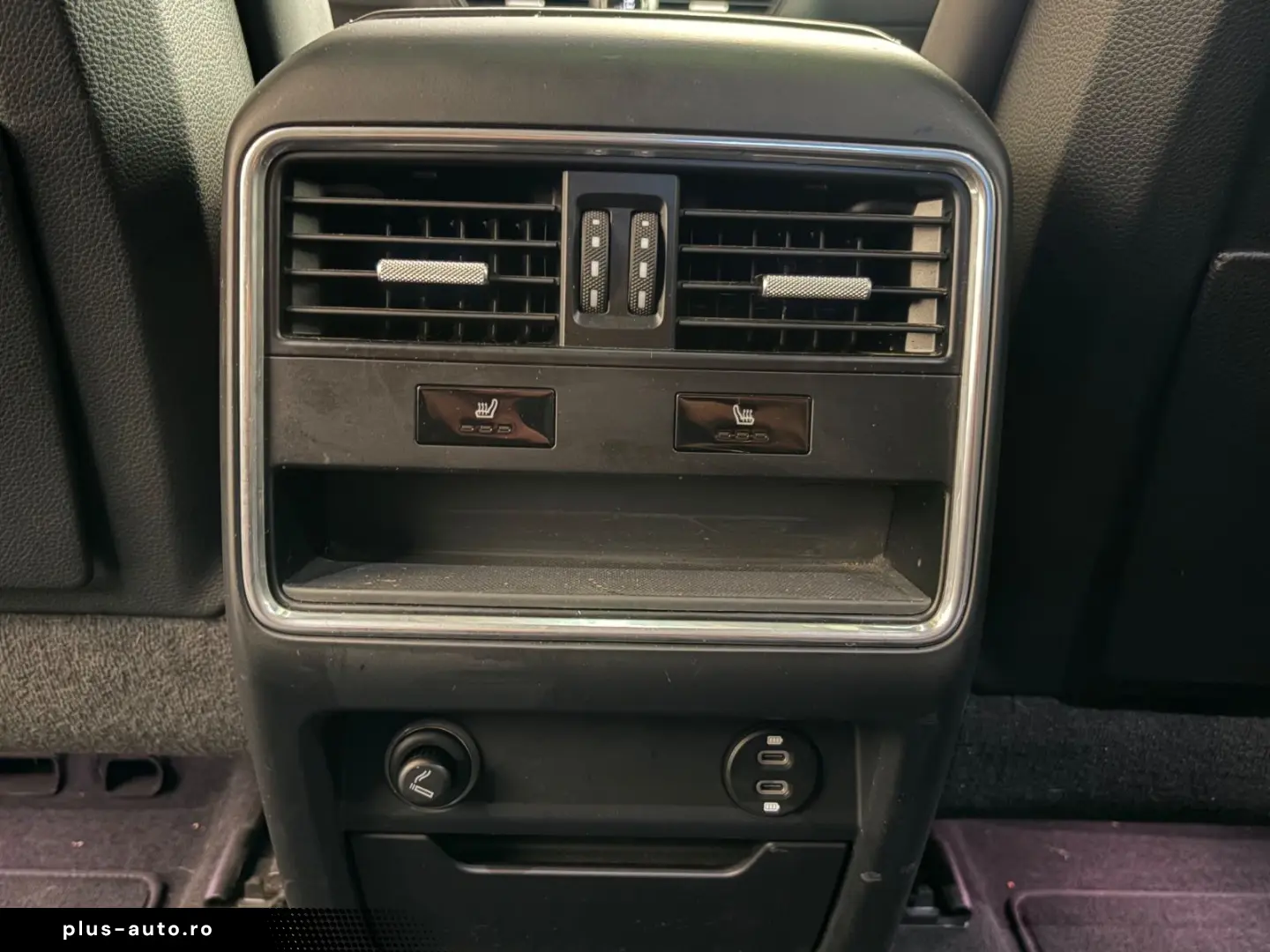 PORSCHE Cayenne Platinum Edition 1.Hand   Porsche Scheck