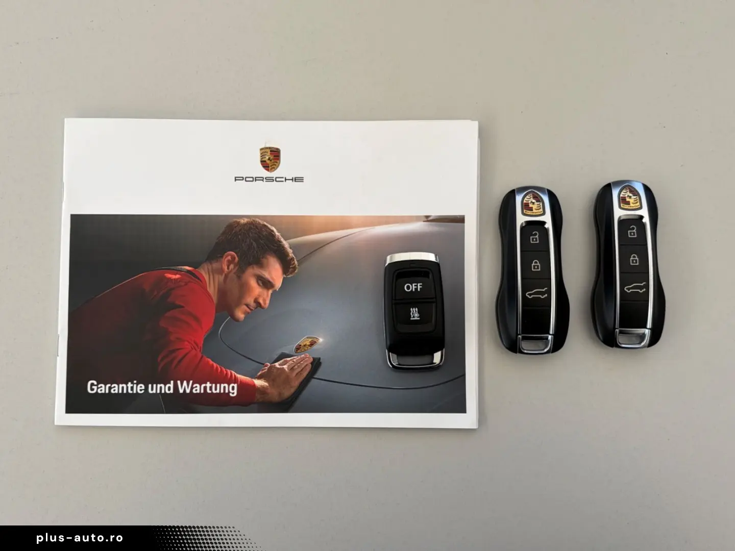 PORSCHE Cayenne Platinum Edition 1.Hand   Porsche Scheck