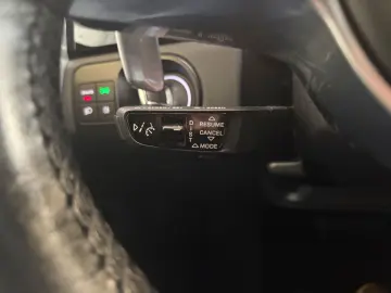 PORSCHE Cayenne Platinum Edition 1.Hand   Porsche Scheck