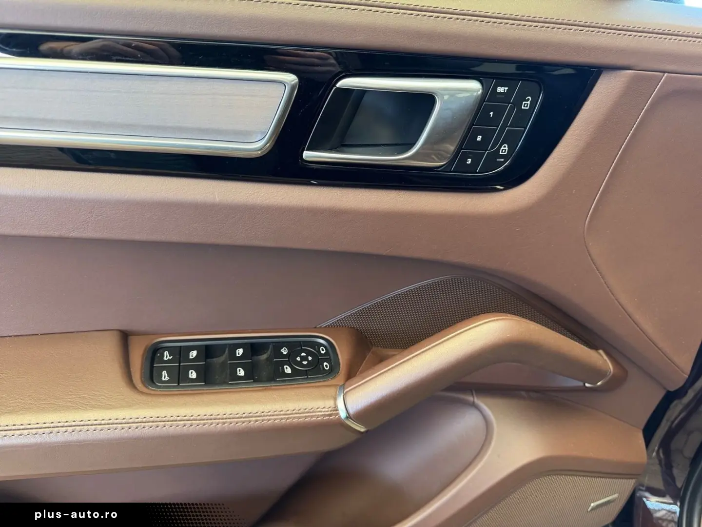 PORSCHE Cayenne S Platinum Edition Approved Memory Bose