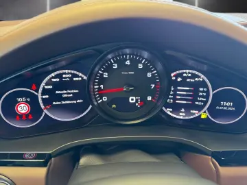 PORSCHE Cayenne S Platinum Edition Approved Memory Bose