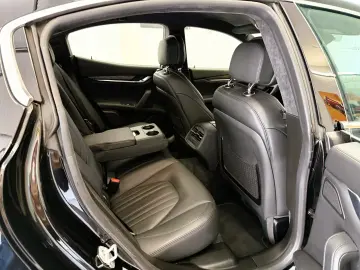 Maserati Ghibli 3.0 GranLusso ACC Softclose Kamera Keyless