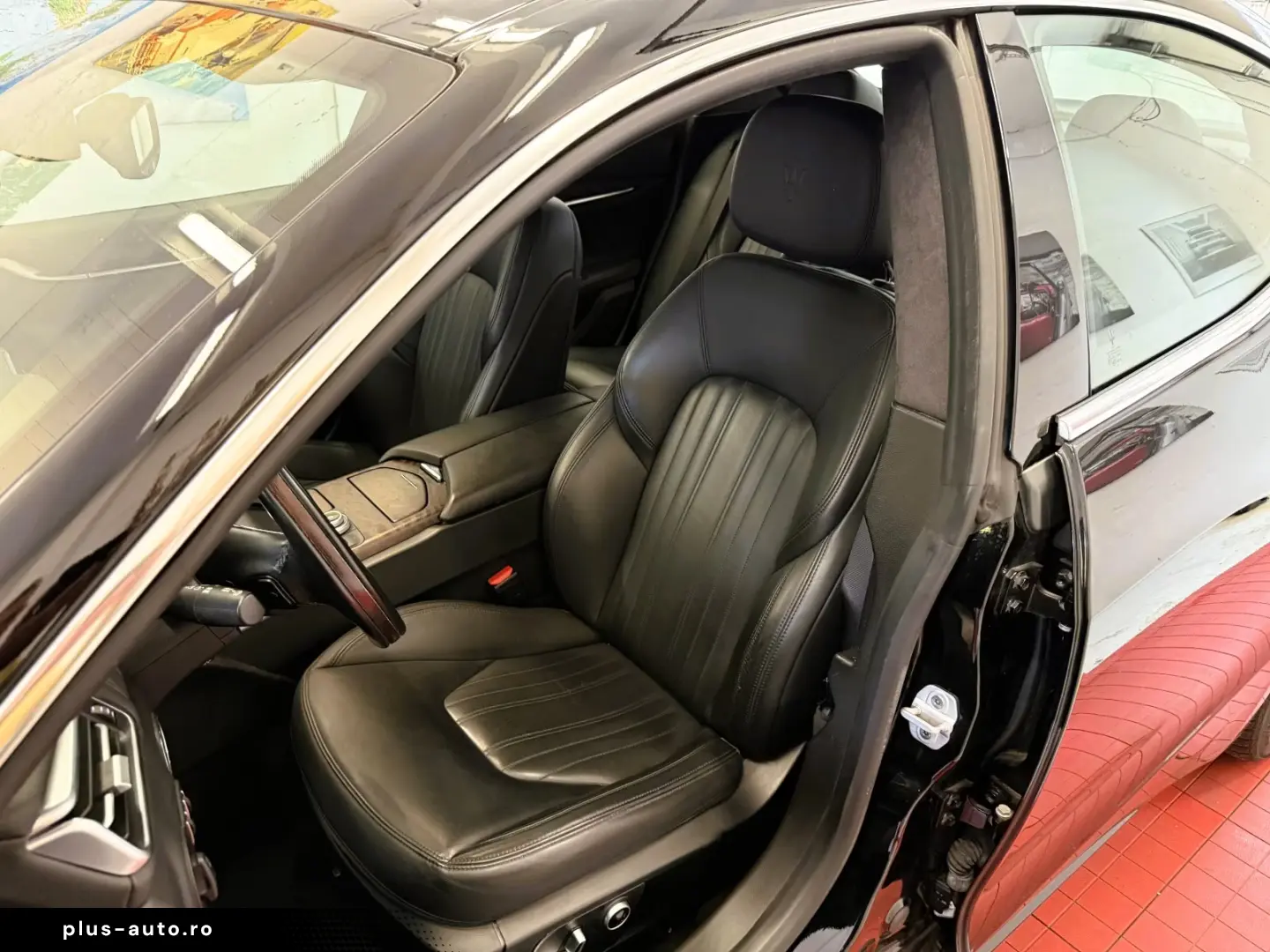 Maserati Ghibli 3.0 GranLusso ACC Softclose Kamera Keyless