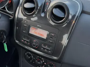 Dacia Logan 0.9 TCe Laureate