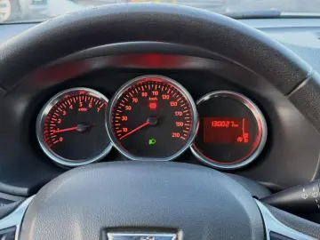 Dacia Logan 0.9 TCe Laureate