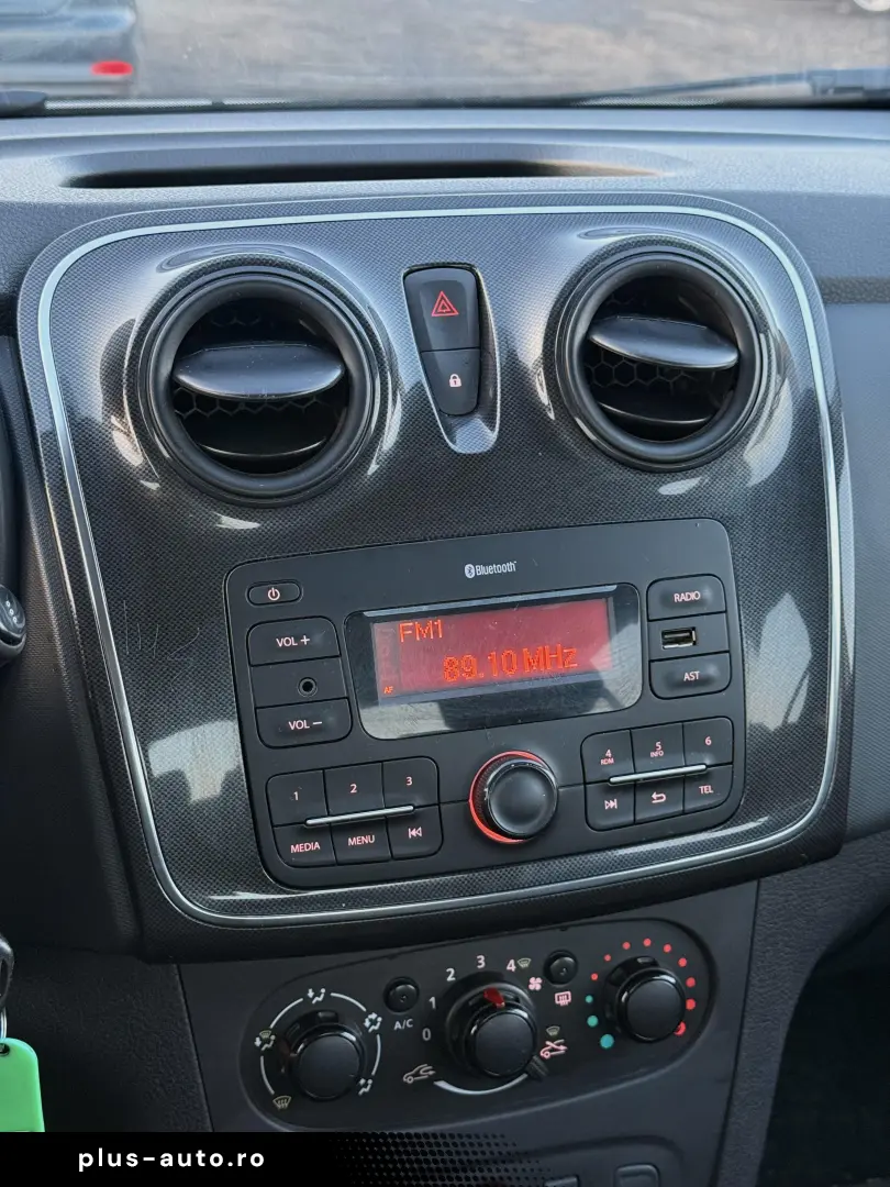 Dacia Logan 0.9 TCe Laureate