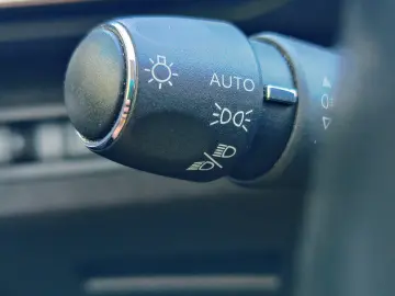 Peugeot 3008 Automata - 1.5 130 CP ALLURE PACK