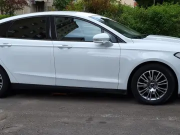 Mondeo 2.0 150  - Manuala - Imprecabila