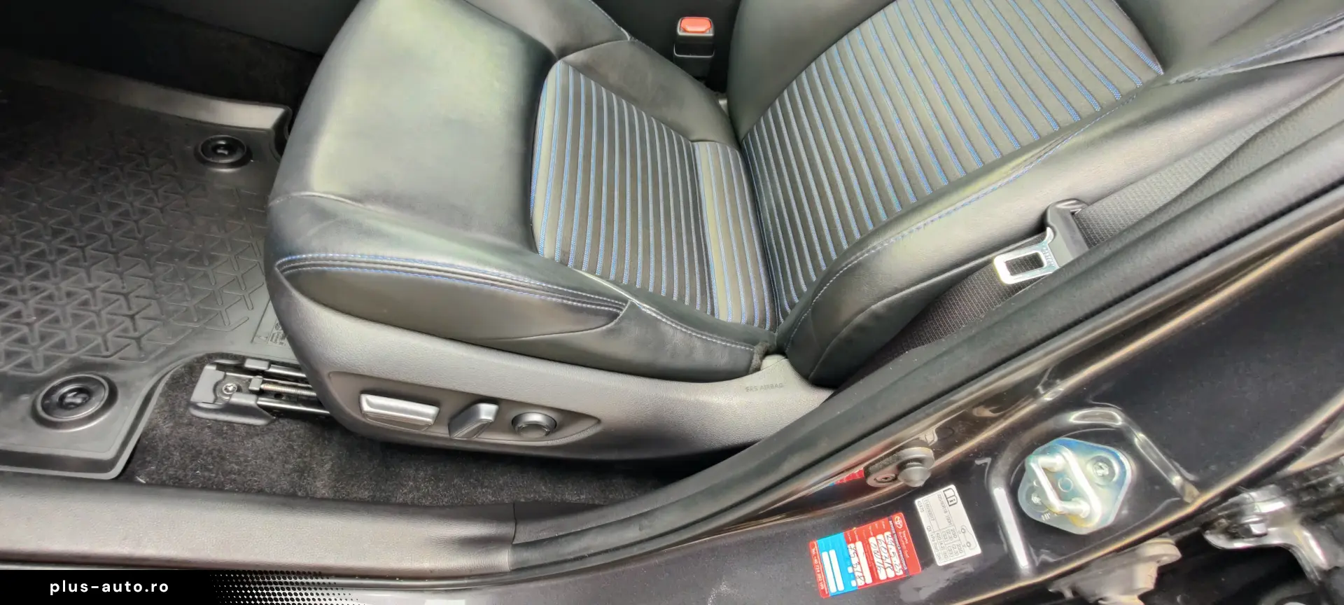 RAV 4 15000 KM - REVIZII LA TOYOTA - GARANTIE 2031