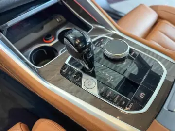 BMW X6 M50 xDrive H&K Memory Pano StandHZG UPE 137.9