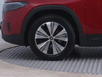 MERCEDES-BENZ EQB EQB 350 4MATIC 2022   Automatik  S&hellip;