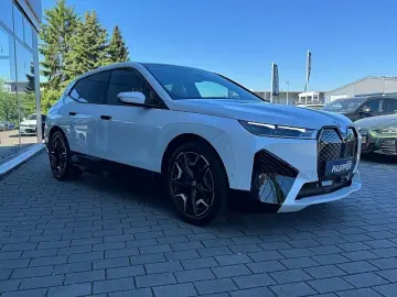 BMW iX xDrive50 Sportpak.AHK LASER PANO 22 -Sitzbelü