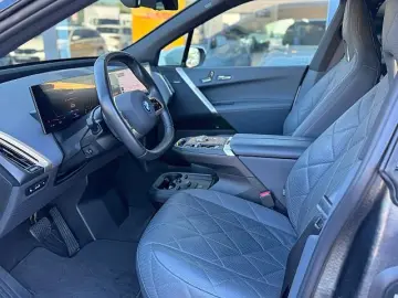 BMW iX xDrive50 Sportpak.AHK LASER PANO 22 -Sitzbelü
